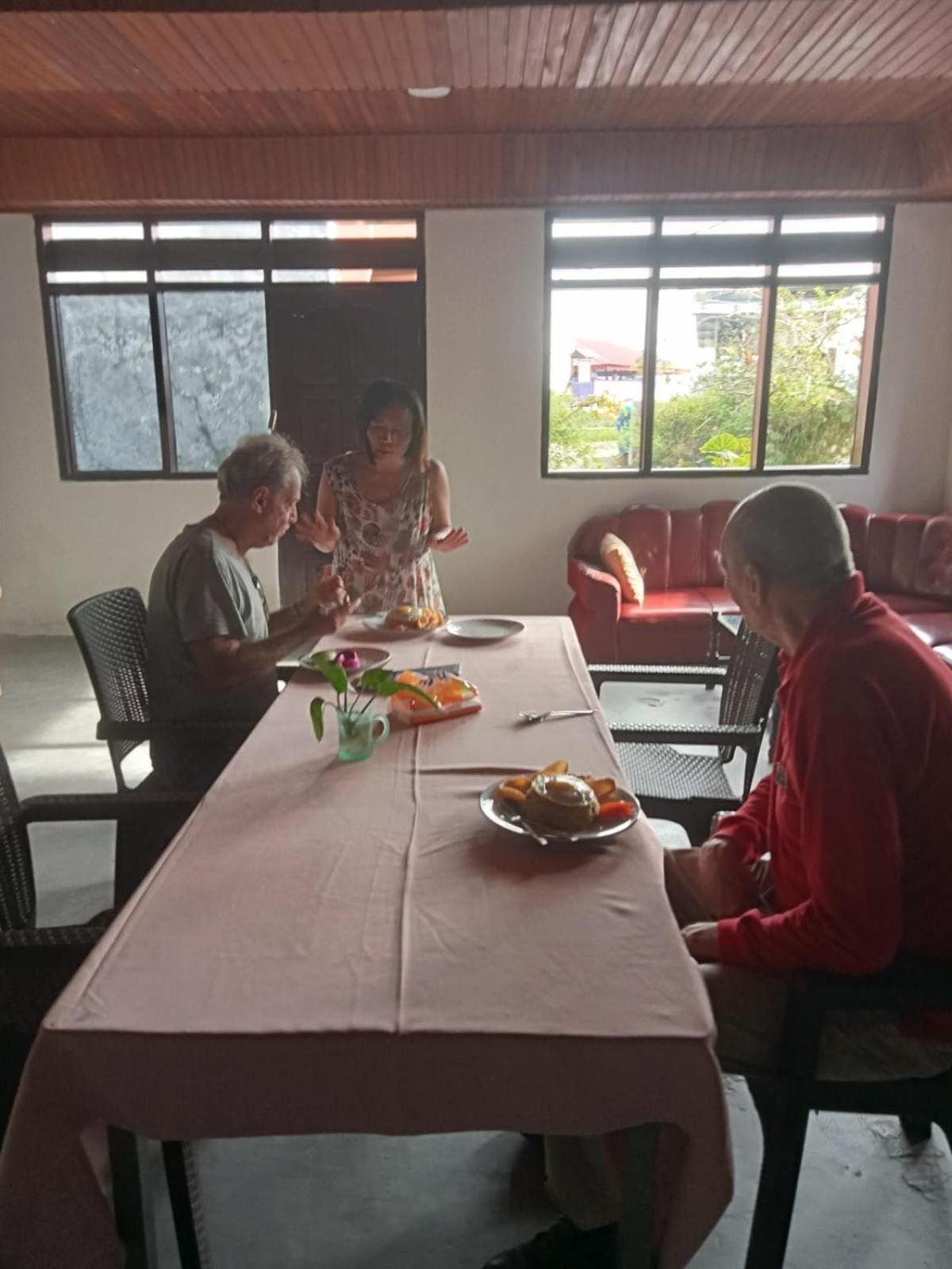 רנטפאו Toraja Sanggalangi Homestay מראה חיצוני תמונה